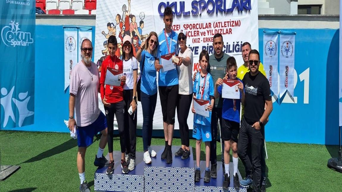 Konya Da Düzenlenen Okul Sporları Yarışmasından Kareler. . .